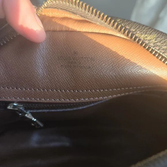 Authentic Louis Vuitton Selin Brown Monogram Crossbody Bag - Picture 5 of 8